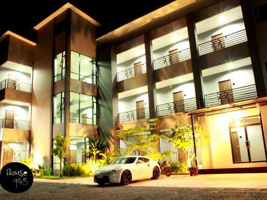 House 945 20/24