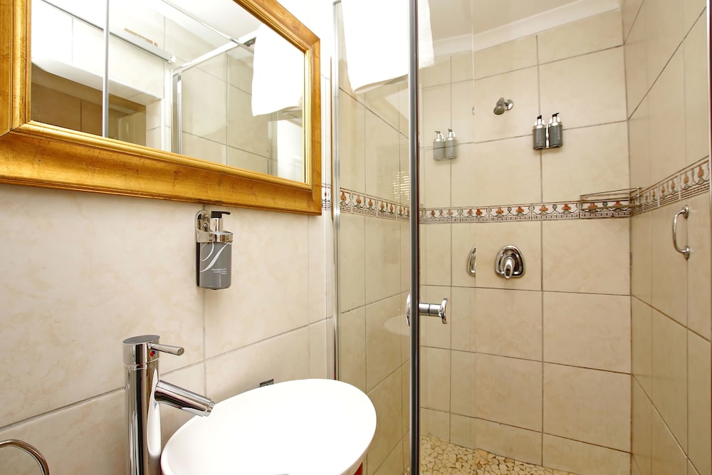 Arum Place Guest House 43/50