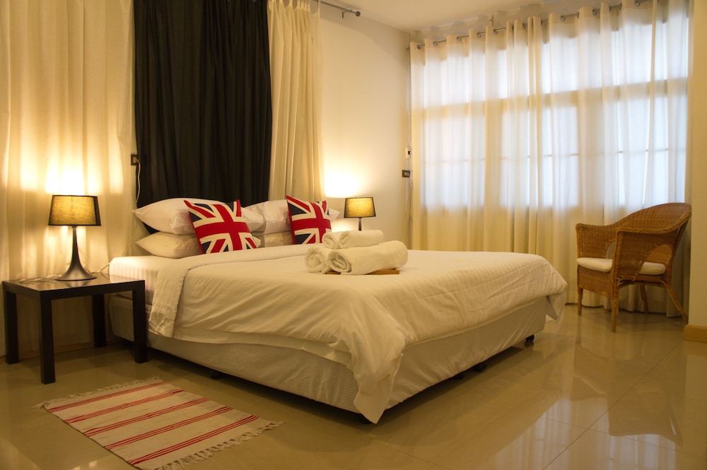 Ratchadamnoen Residence 32/75