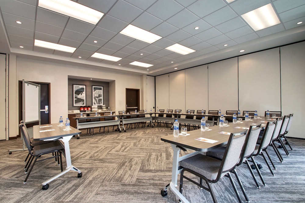 Hyatt Place Milwaukee Downtown 63/71