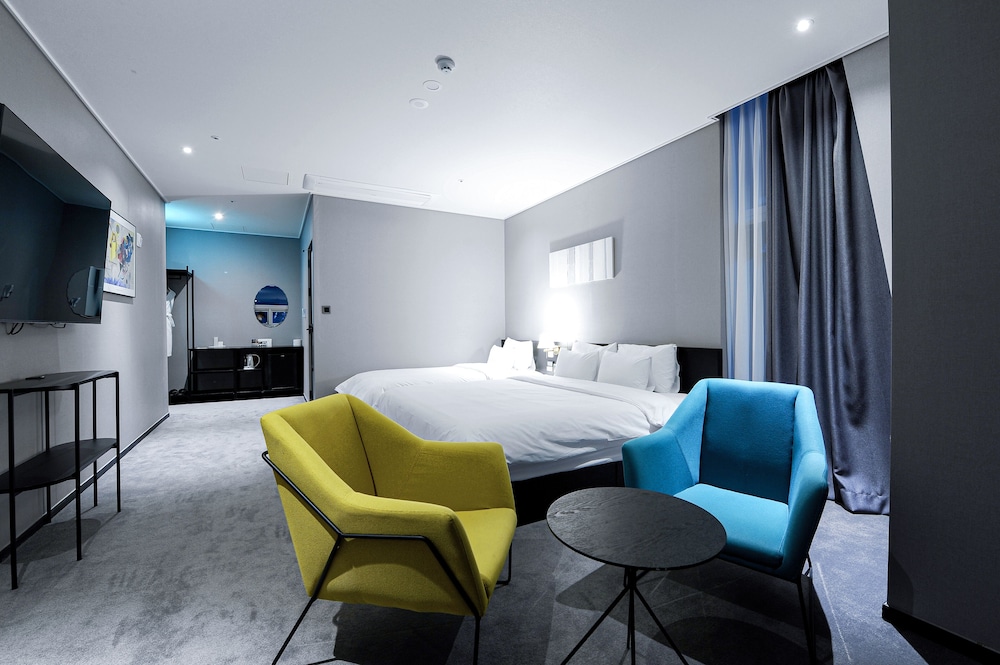 The Point Hotel 37/70