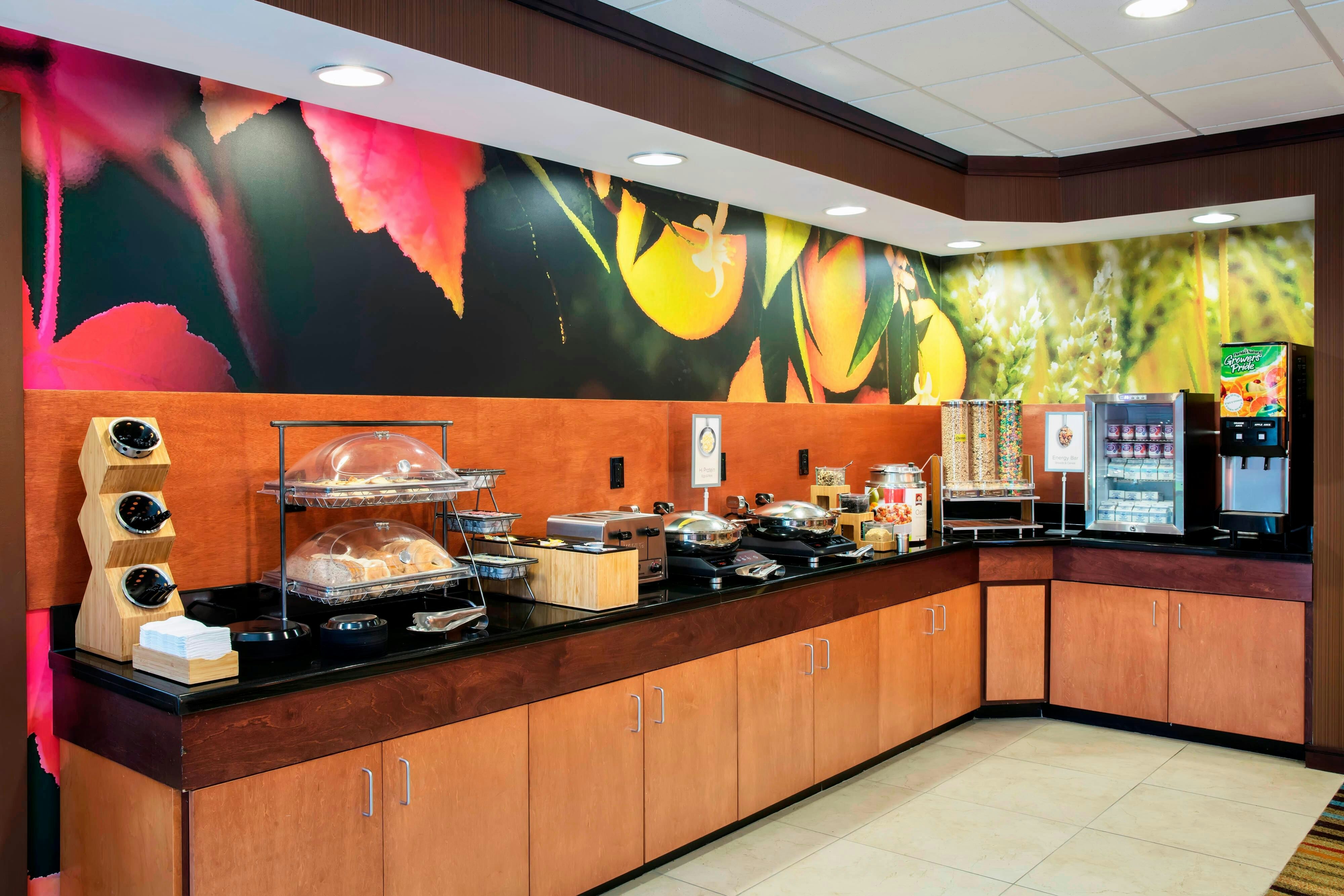 Fairfield Inn Suites By Marriott Lakeland Plant City 9/48