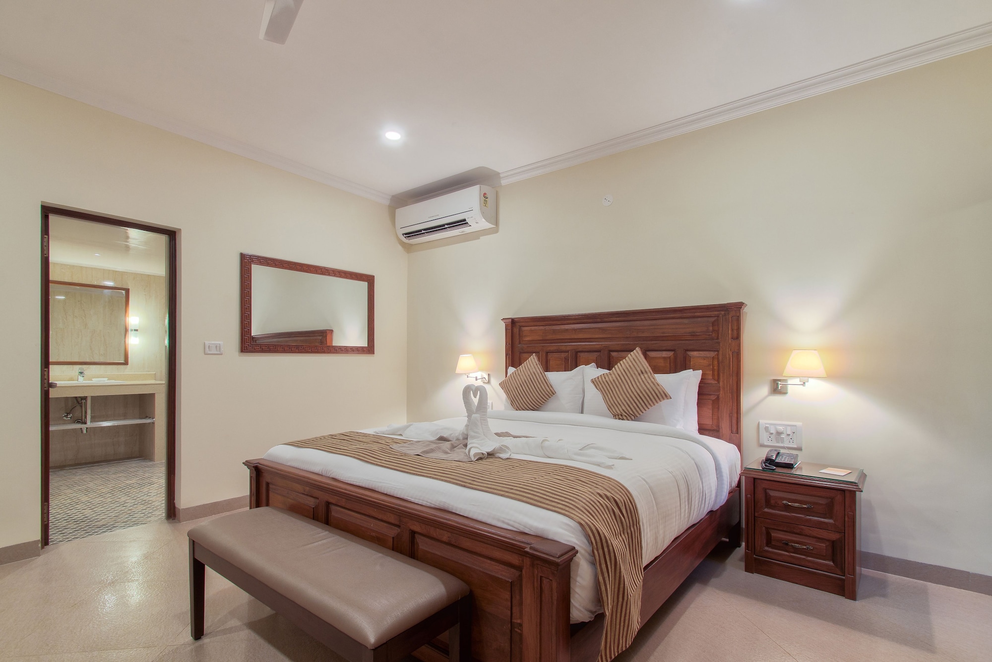JUNIOR SUITE, TWIN BEDS