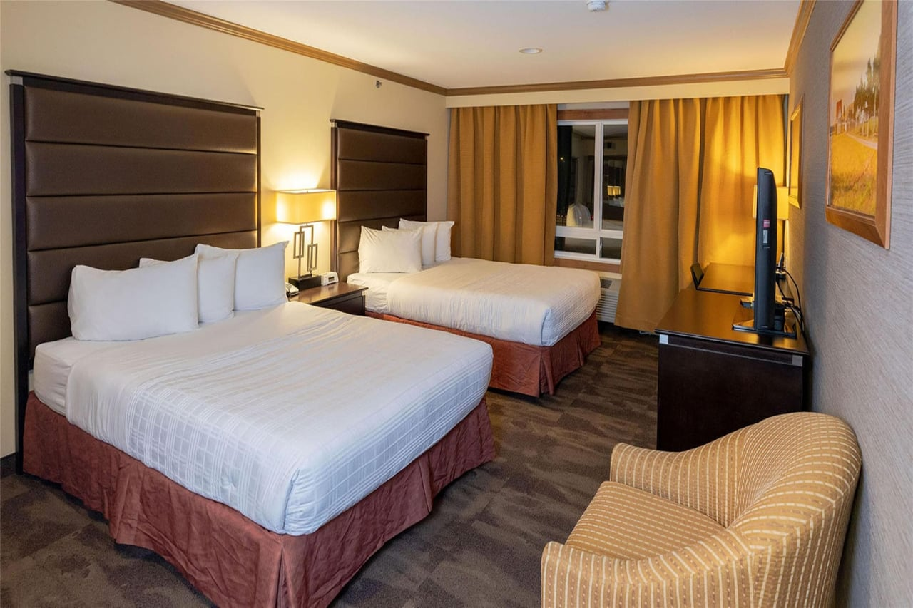 Best Western Plus Rose Country Hotel 10/18