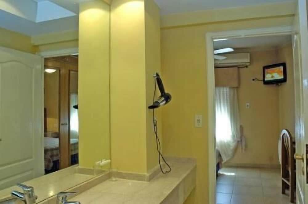 Hotel Provincial 24/24