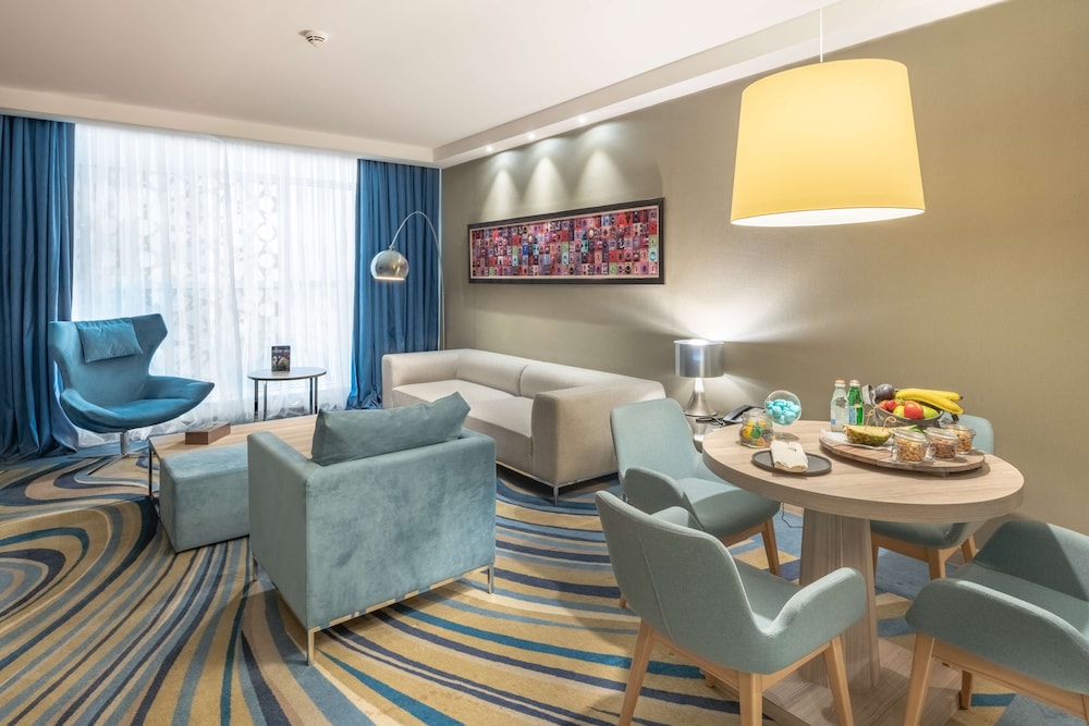 فندق راديسون بلو جدة كورنيش(RADISSON BLU HOTEL, JEDDAH CORNICHE) 34/68