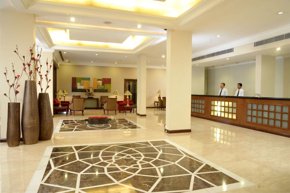 Hotel Express Towers 6/51