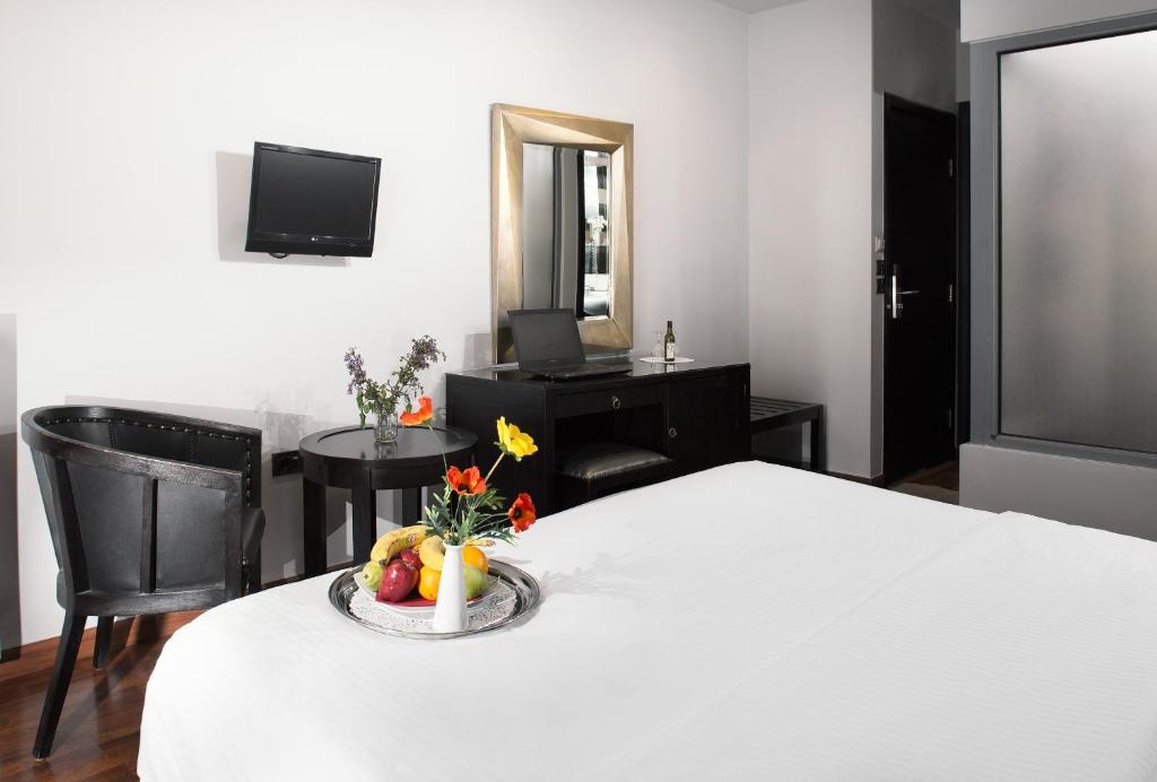 Areos Hotel 33/57