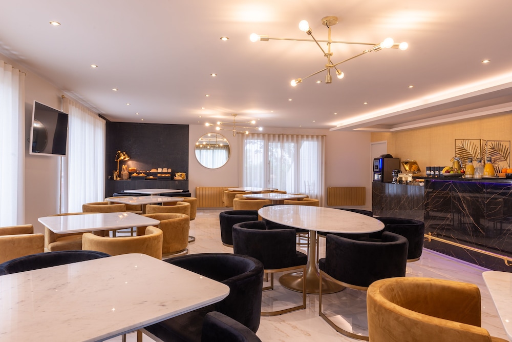 The Originals City Hotel Rennes Sud Chantepie Ex Comfort Hotel Rennes Chantepie 21/31