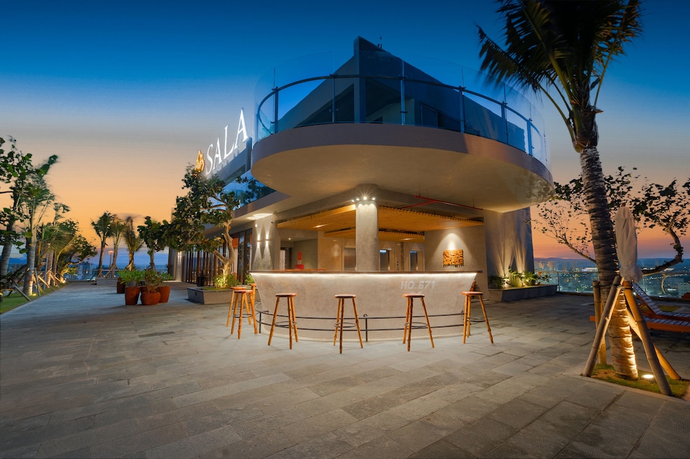 Sala Grand TuyHoa Hotel 2/50