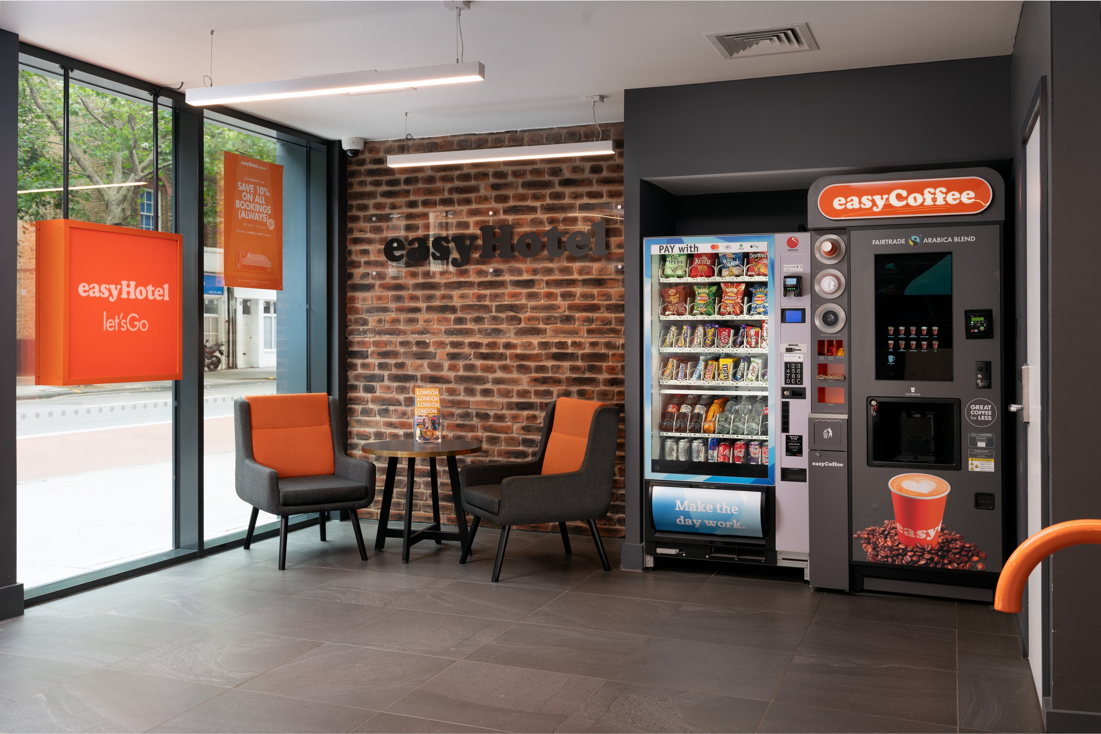 easyHotel London City Shoreditch 12/16