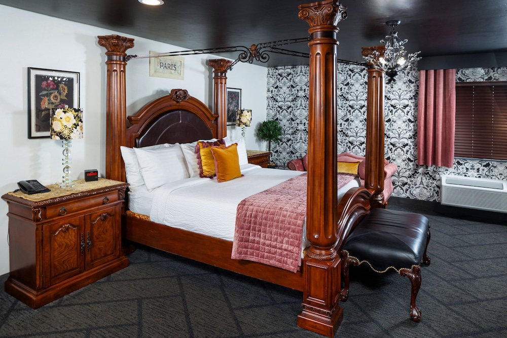 Paris, Suite, King Bed