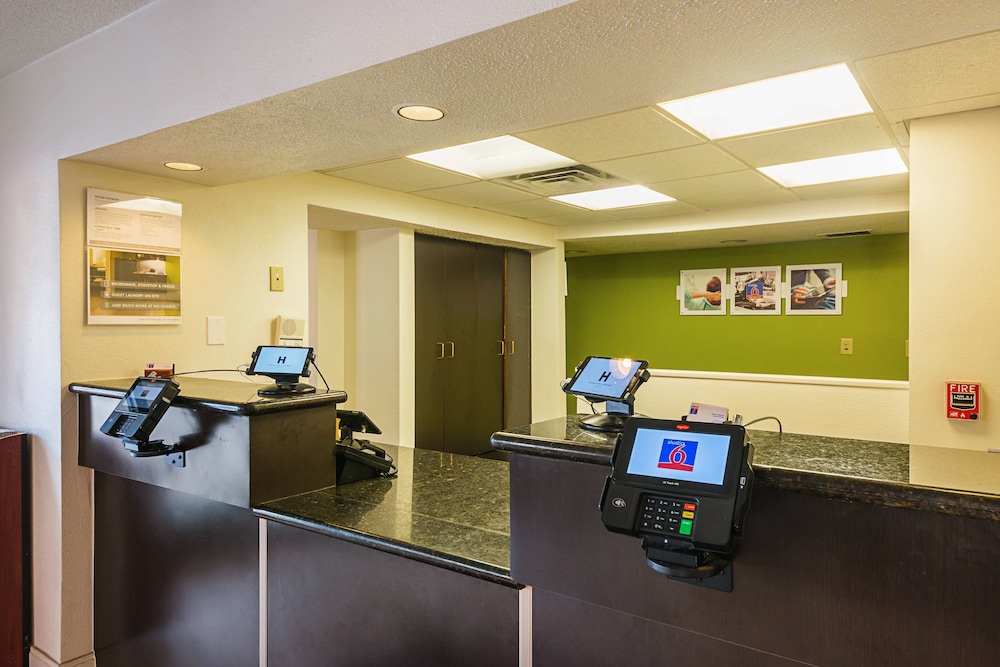 Studio 6 Extended Stay - Greensboro, NC 10/47