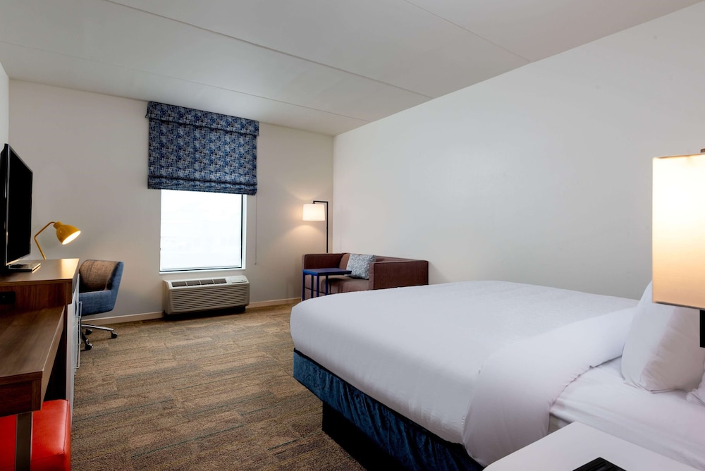 Hampton Inn Baltimore Bayview Campus 26/67