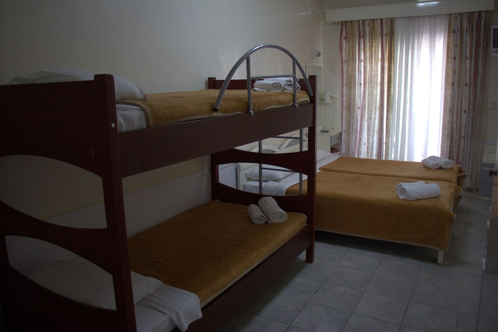 Hanioti Grand Victoria 28/50