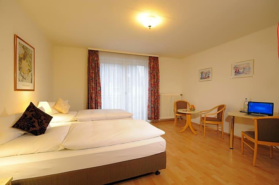 AIR HOTEL WARTBURG 9/36