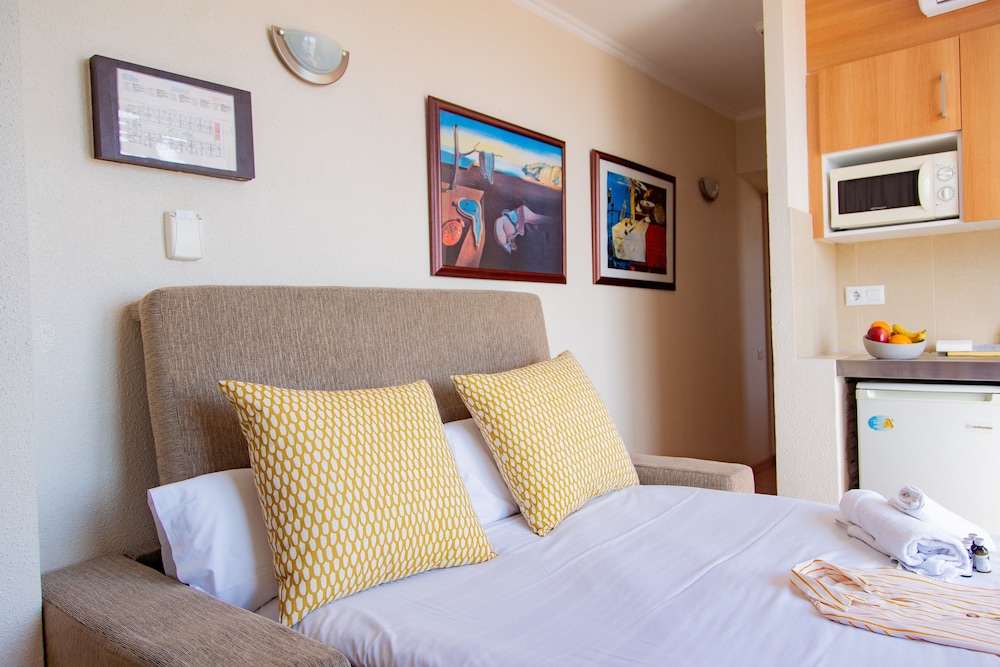 Aparthotel Palamos 12/57