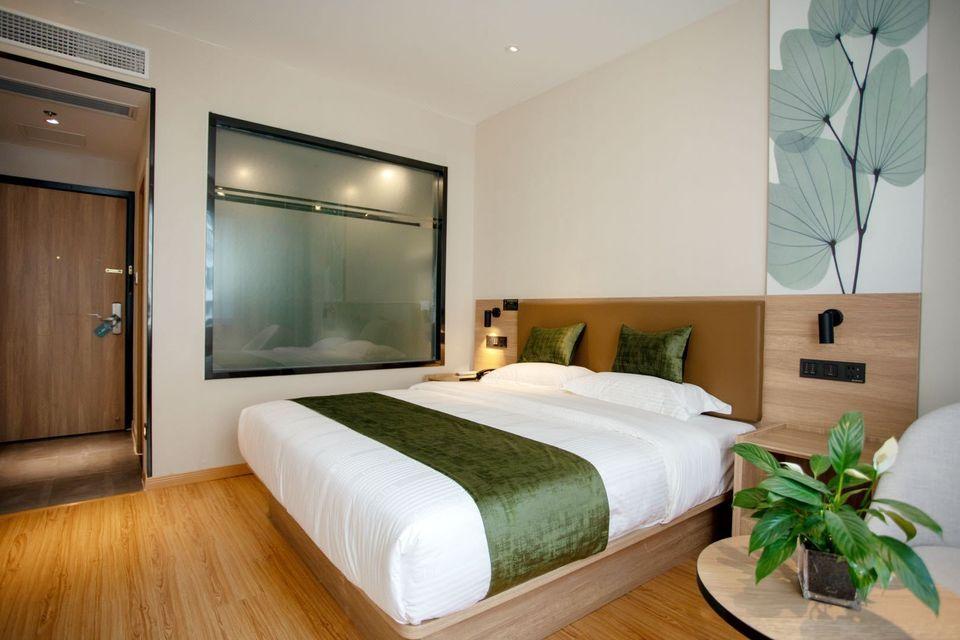 SUPERIOR, DOUBLE BED