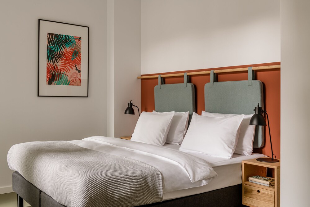 Plantonia Aparthotel 10/45