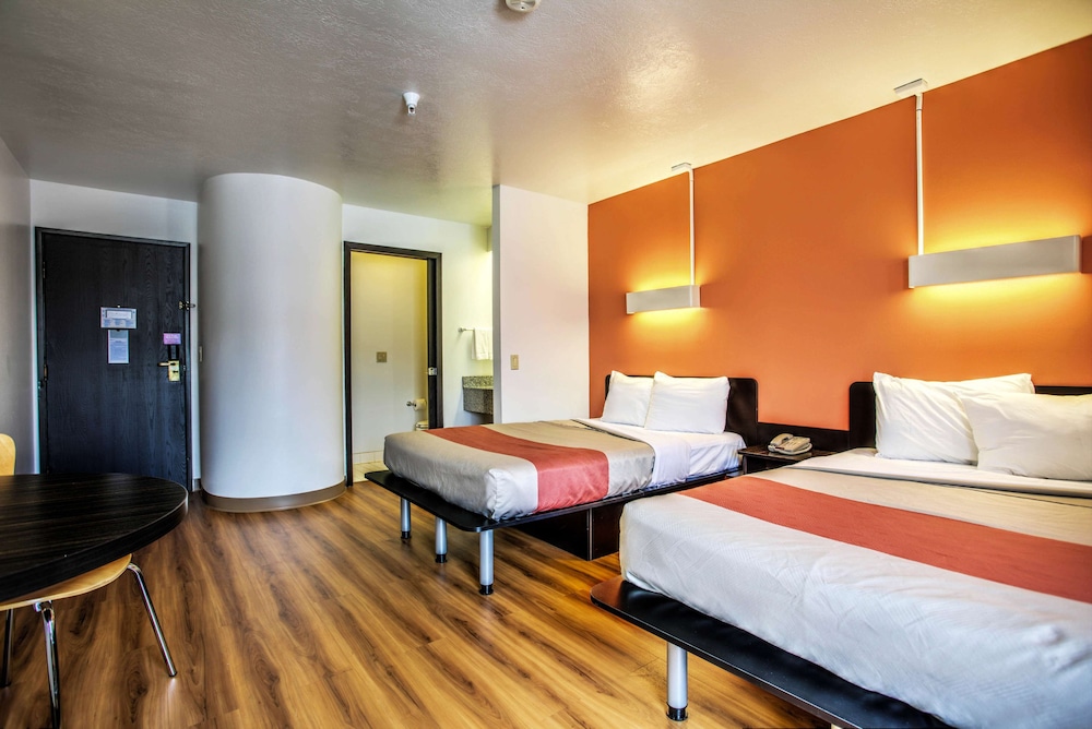 Motel6 Bozeman, MT 20/51