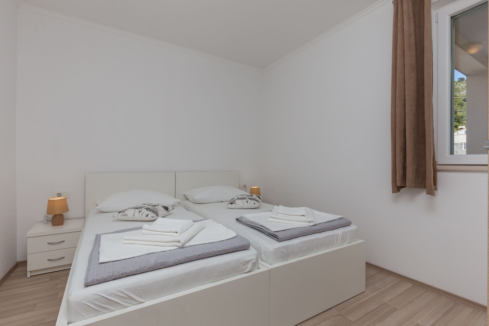 Apartments Villa Dadic 21/70