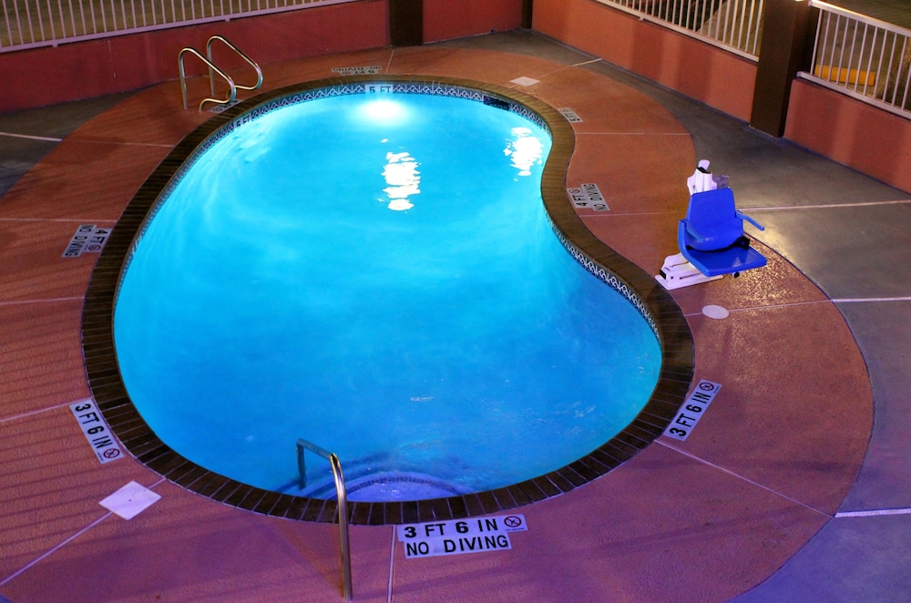 Texas Inn and Suites McAllen 33/47