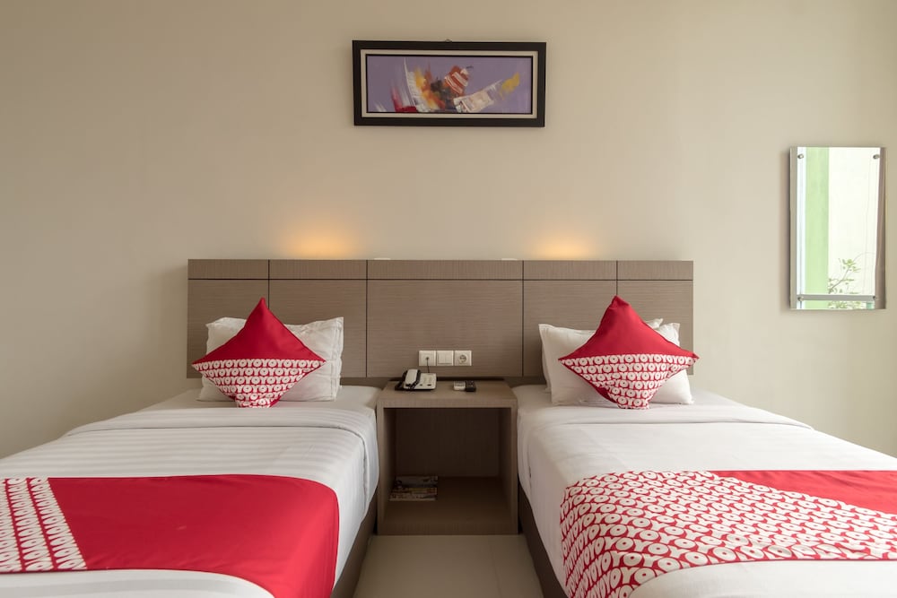 Oyo 319 Putra Mulia Hotel 9/32