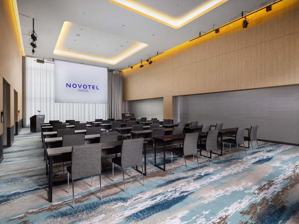 NOVOTEL NARA 73/84