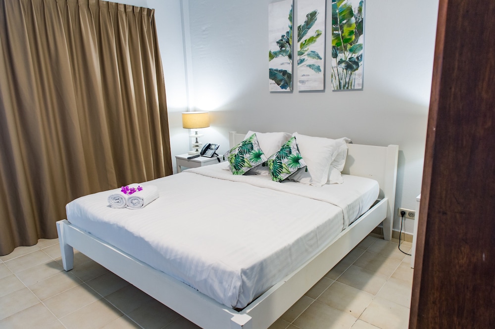 Hotel Fregate Bleue 17/72