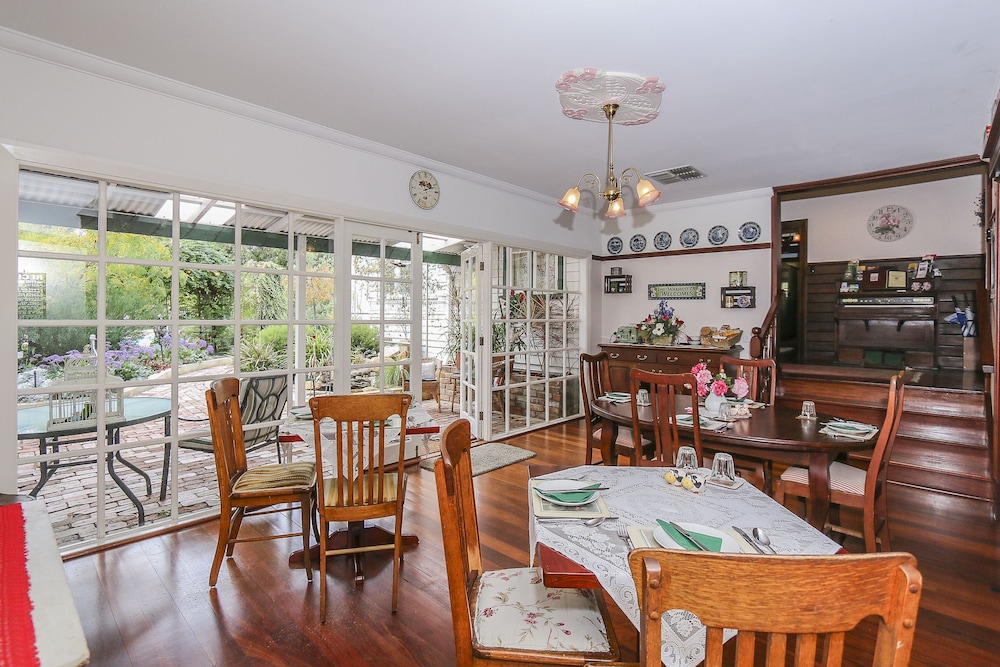 Rosebridge House Bed & Breakfast 27/50