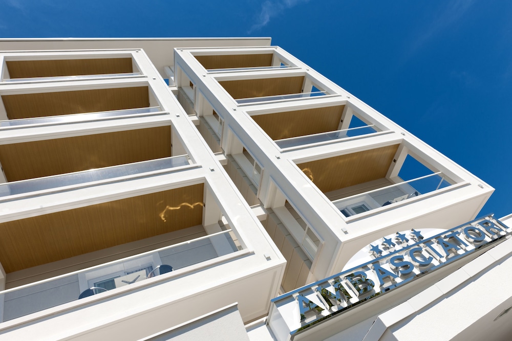 Hotel Ambasciatori 2/74