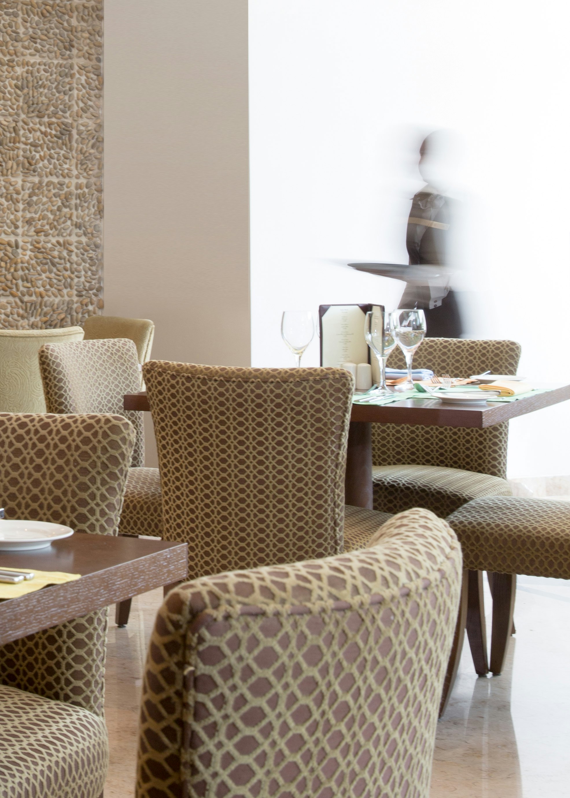 Copthorne Hotel Baranan 48/60