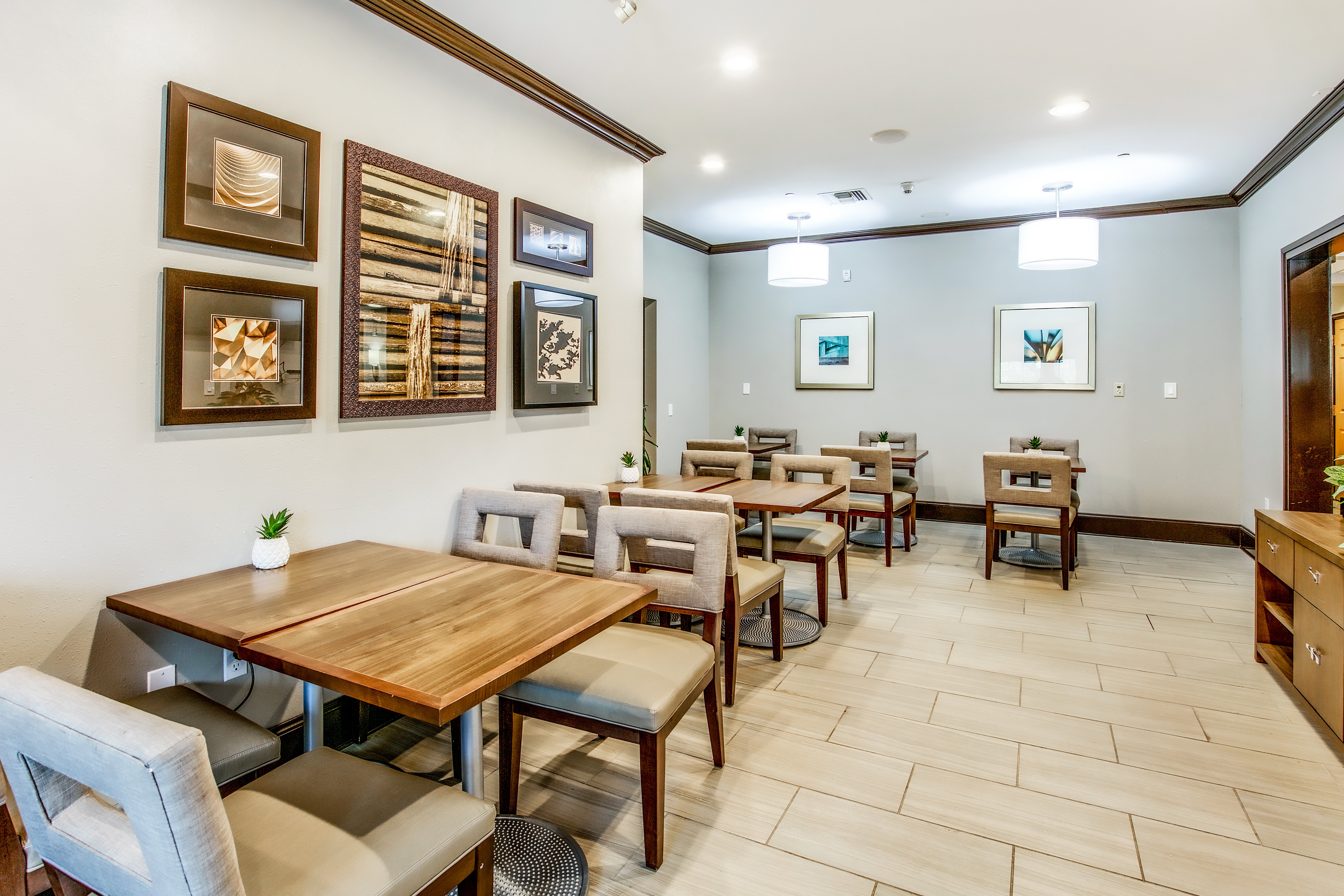 Staybridge Suites Gulf Shores 39/51