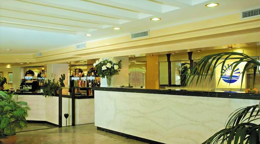 Hotel Borgo Marina 2/50