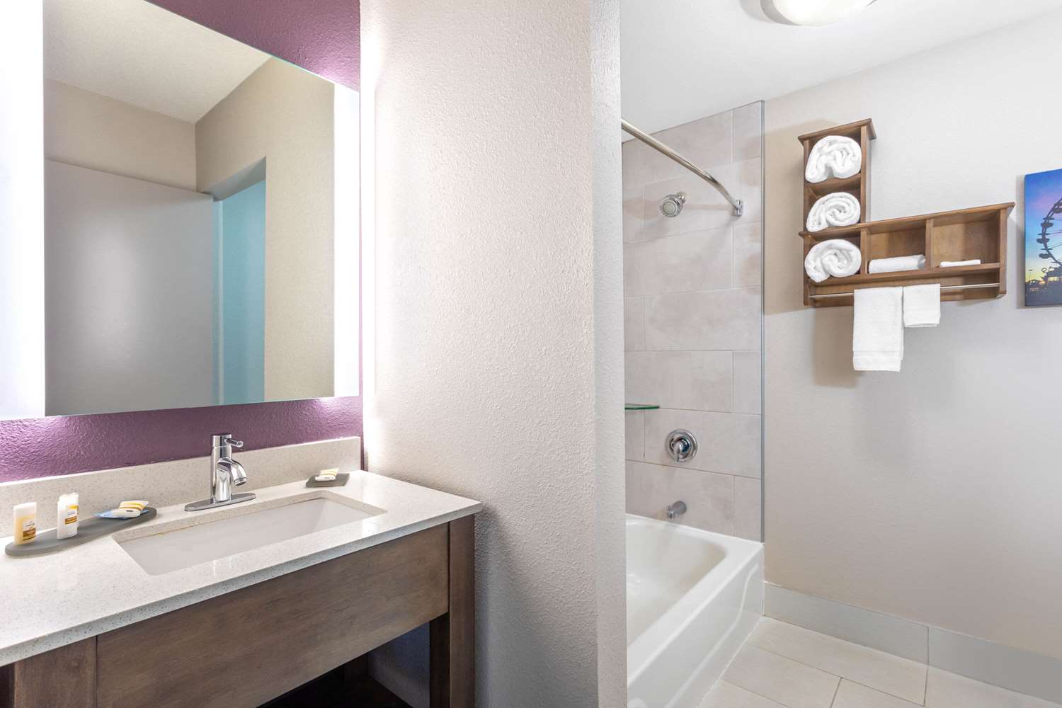 La Quinta Inn & Suites by Wyndham Hopkinsville 34/41