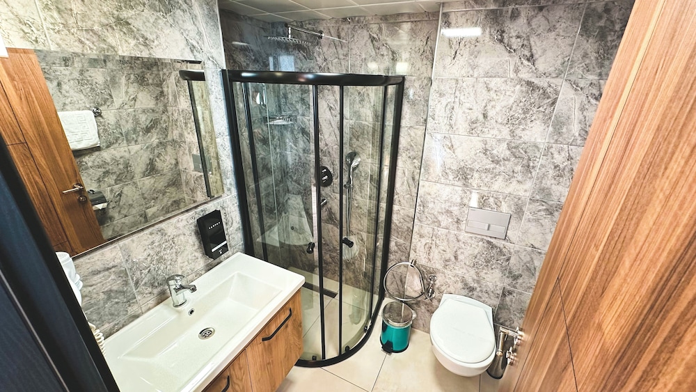 Camlica Hotel 42/42