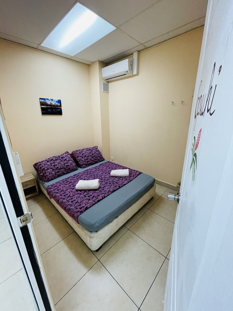 Mahana Lodge Hostel & Backpacker 37/69