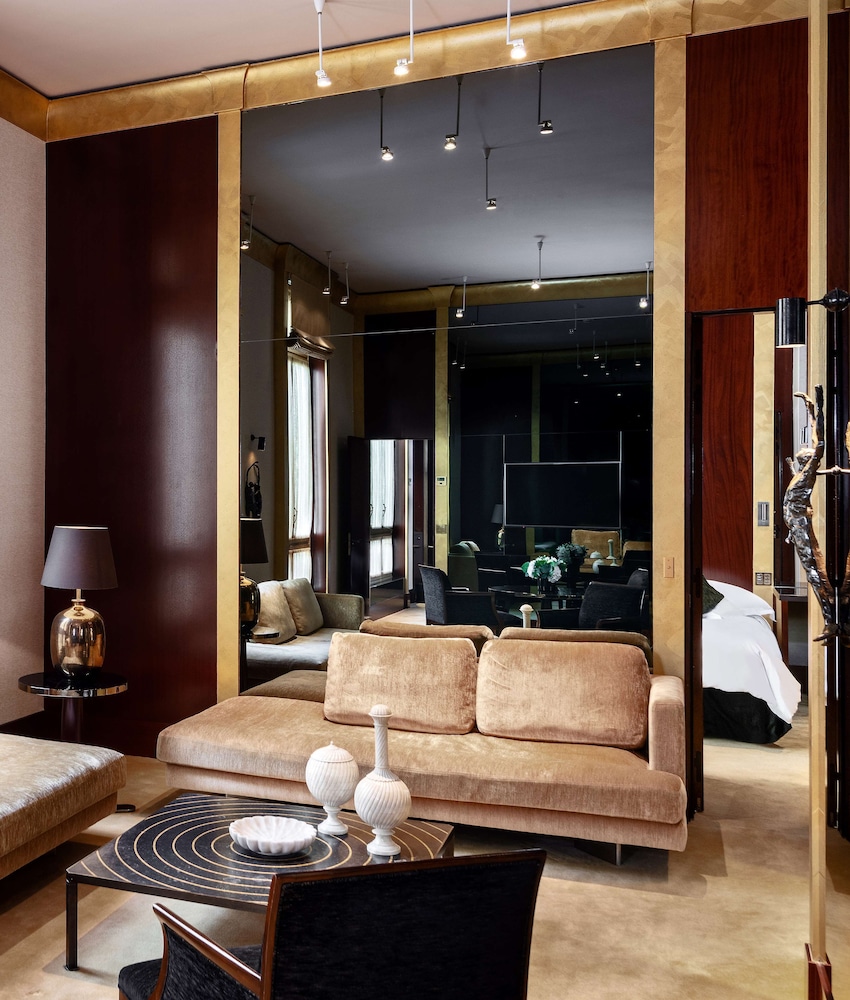 PARK HYATT PARIS VENDOME 41/71