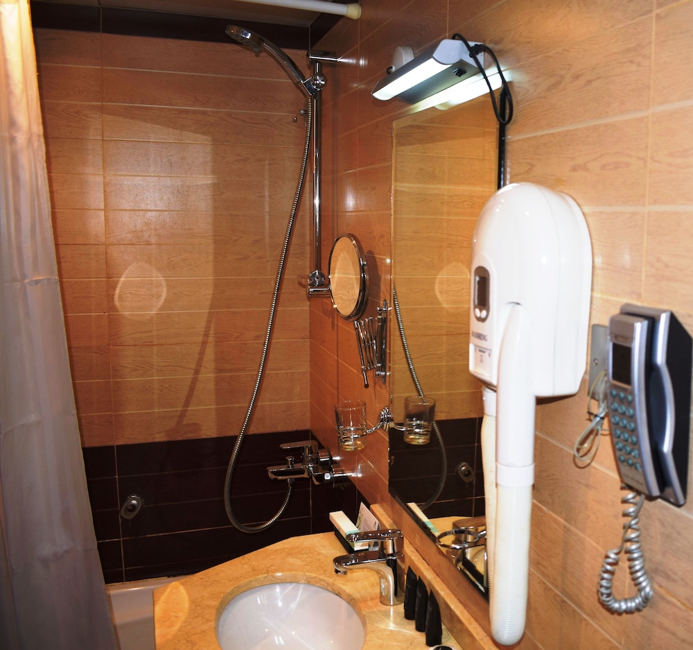 غرفة قياسية بسرير كينج، Manhattan Avenue Hotel 5/5