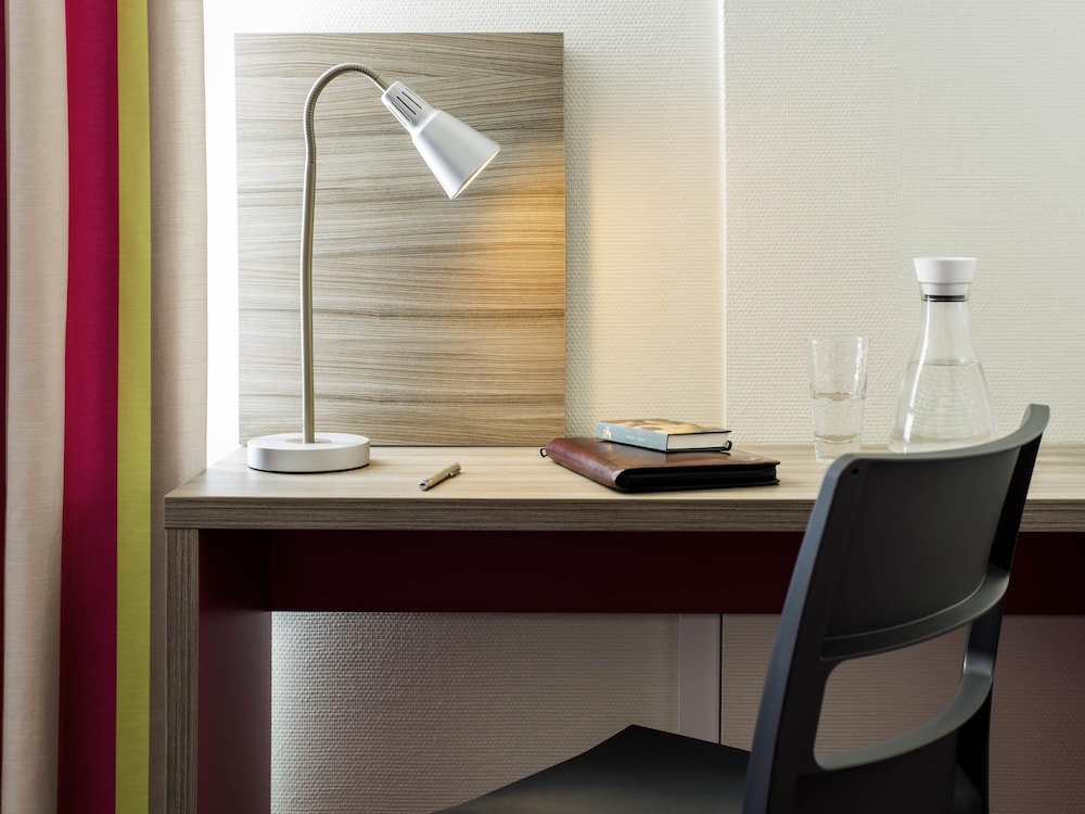 IBIS STYLES SAINT GILLES CROIX DE VIE 68/77