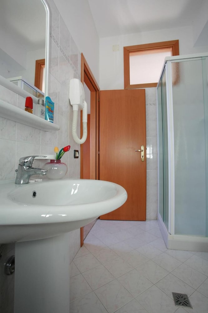 Hotel Letizia 45/50