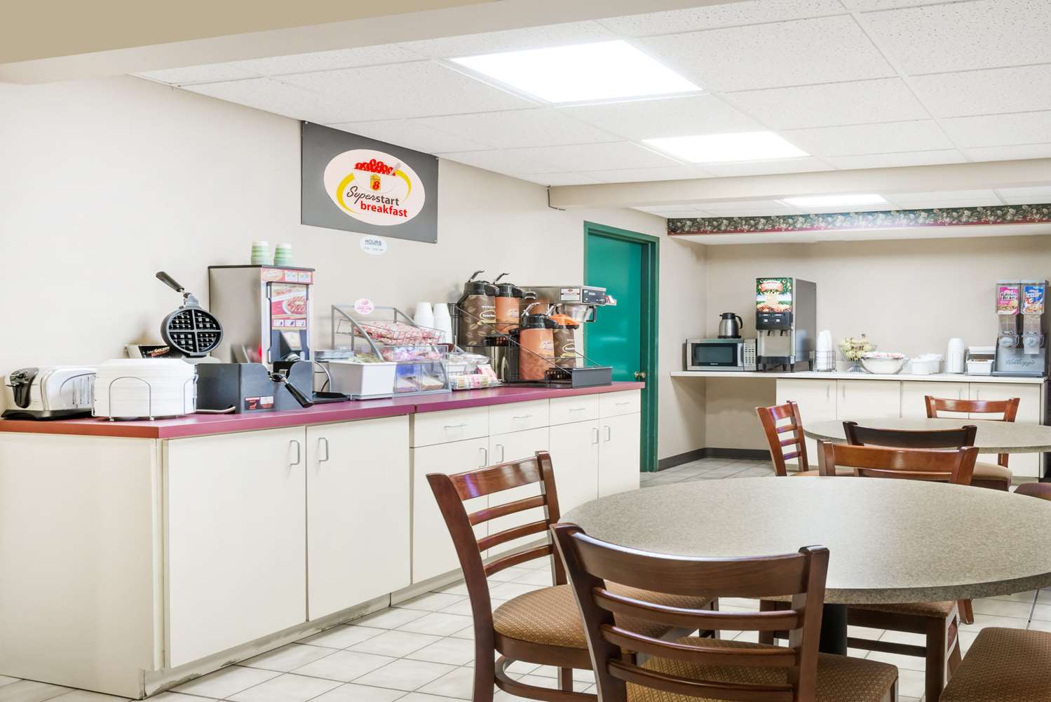 Super 8 By Wyndham Newcomerstown 16/22