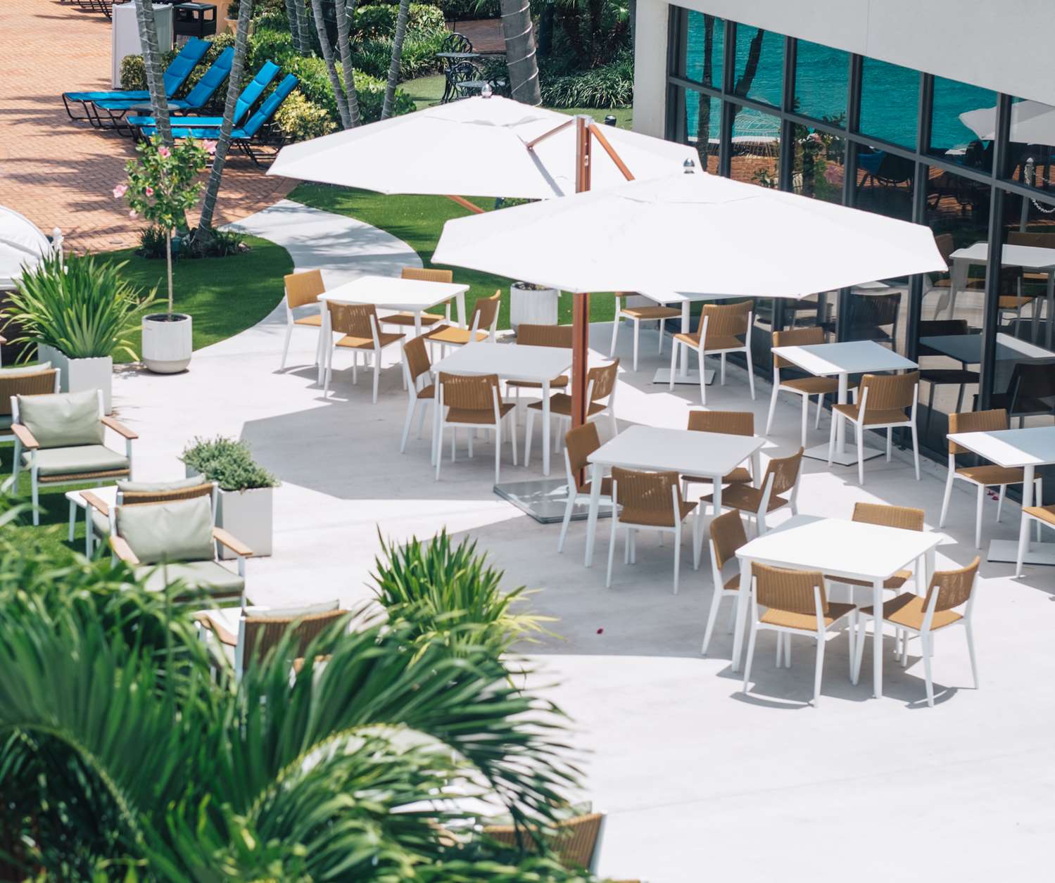 restaurant cafeteria