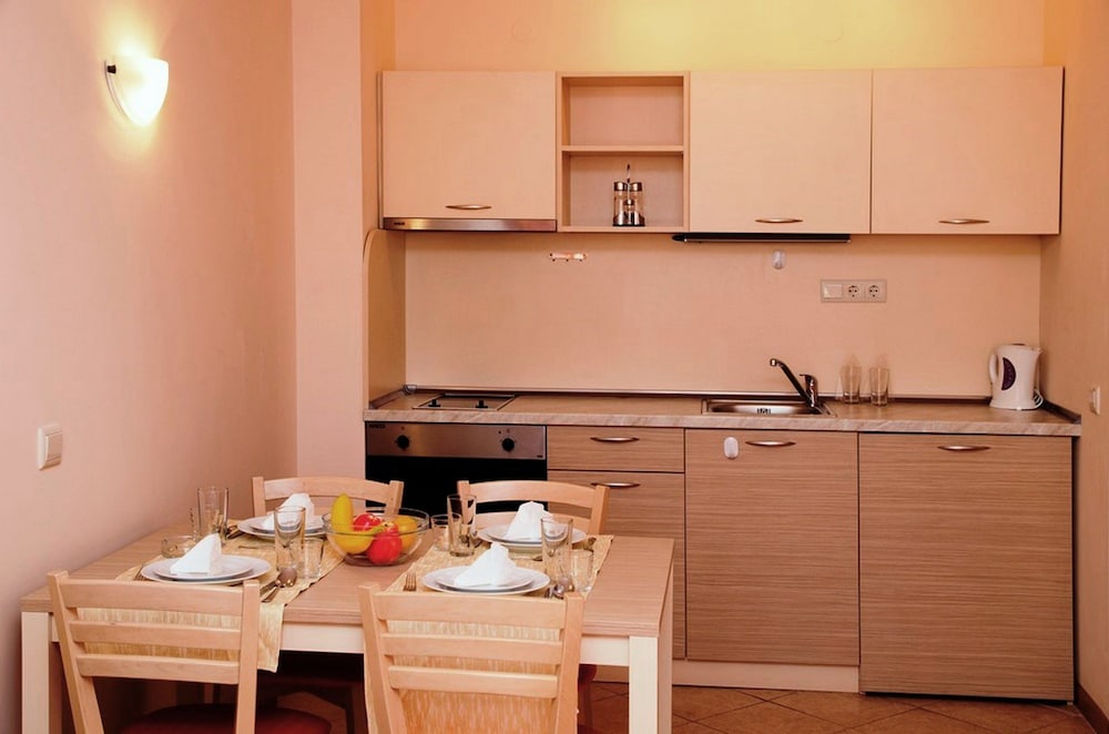 Royal Sun Holiday Complex 26/50