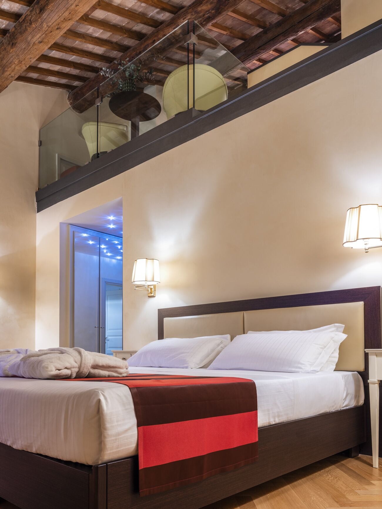 SPA, SUPERIOR, MULTIPLE BEDS, PARLOR
