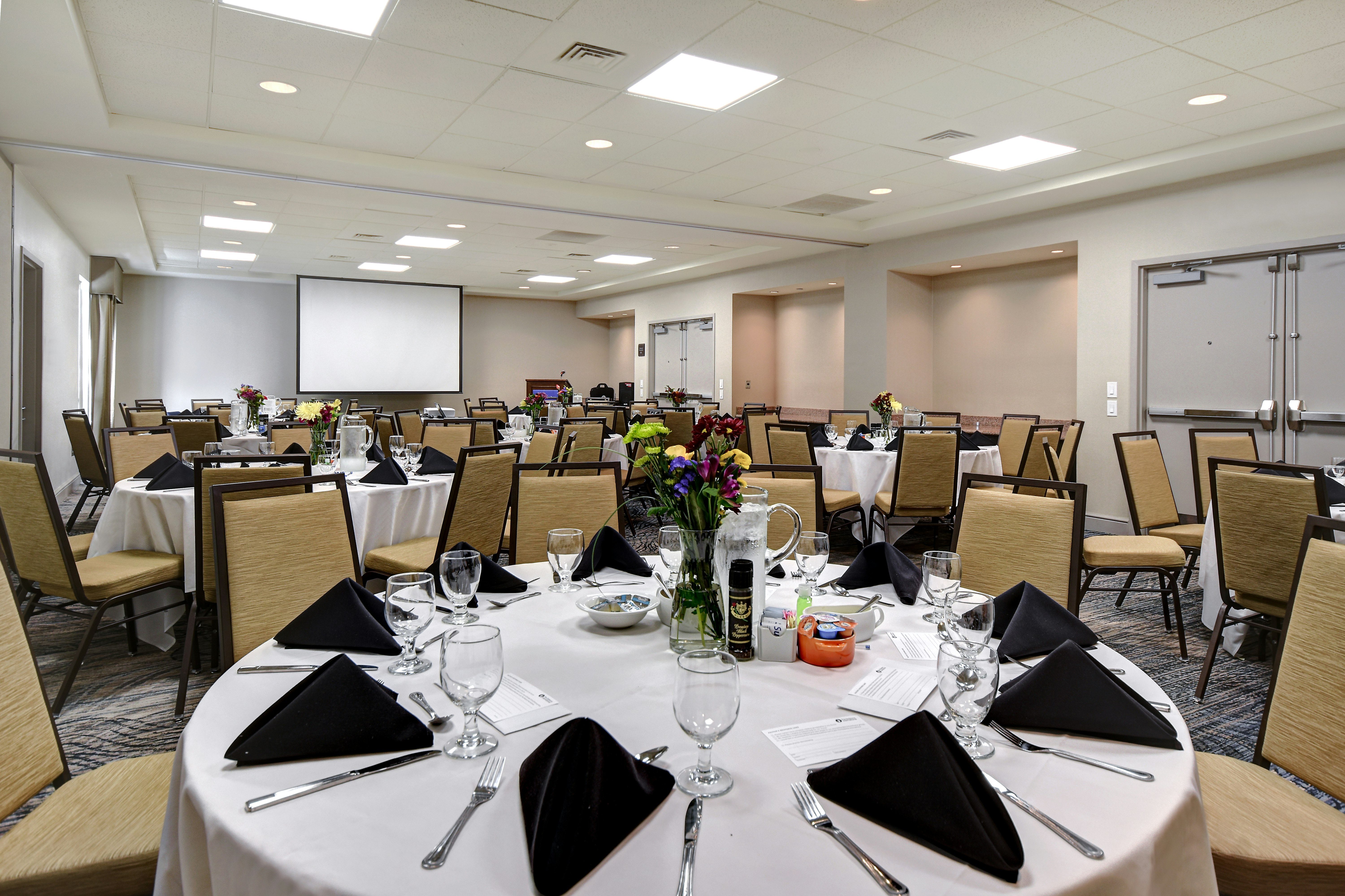 Hilton Garden Inn Ft Myers 57/63