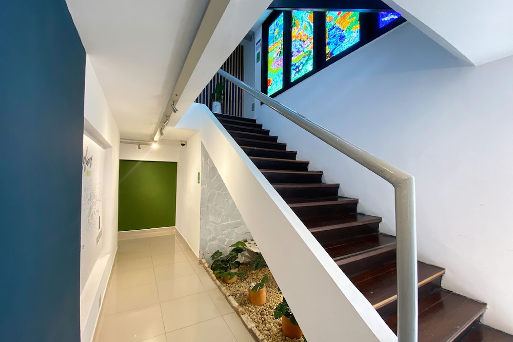 Ayenda 1224 Pixel House 36/53