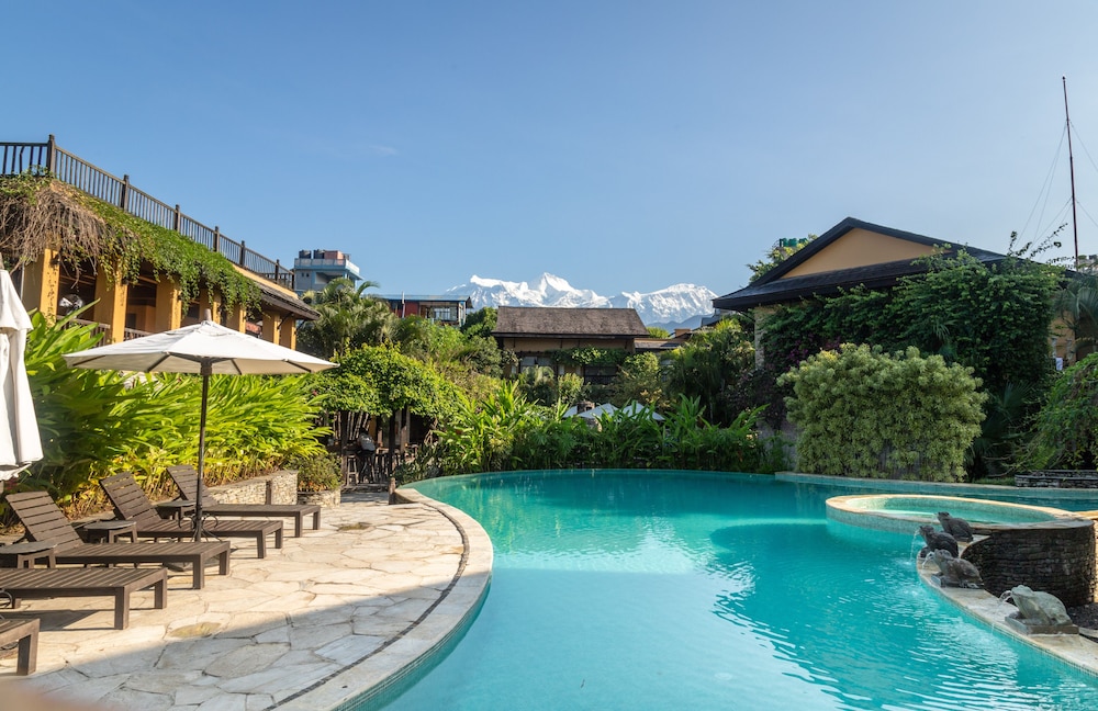 Temple Tree Resort And Spa 67/72