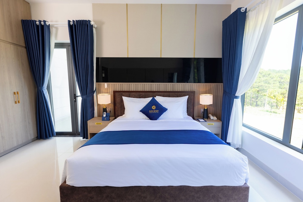 2 Bedrooms, Mixed Dorm, Deluxe, Villa, 2 Queen Beds, Ground Floor