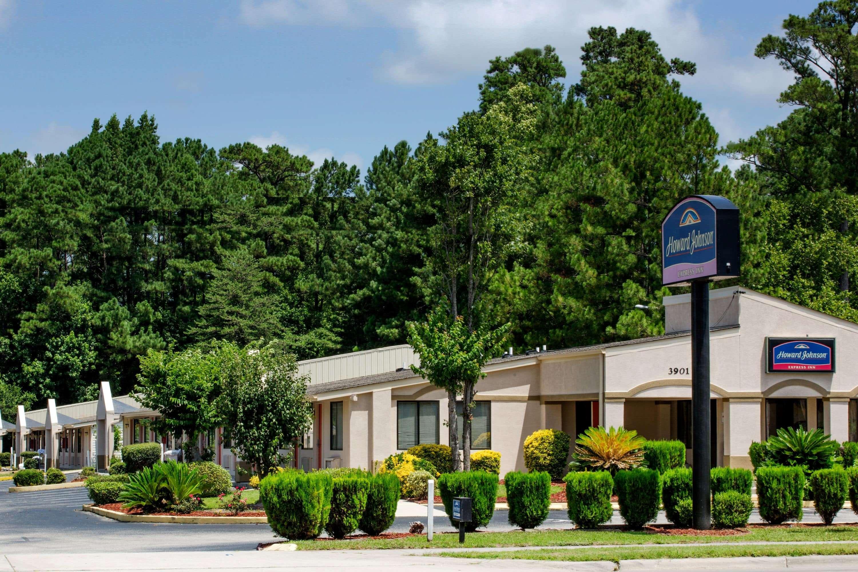 Howard Johnson By Wyndham Wilmington photo2